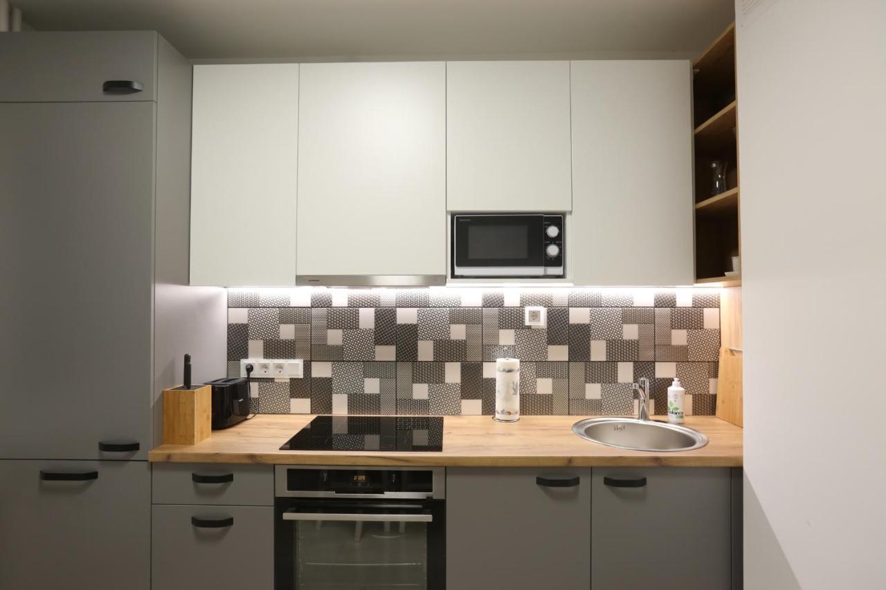 קובנה Comfy 2 Room Apartment - Free Parking - 350Mbps Wifi - Netflix מראה חיצוני תמונה